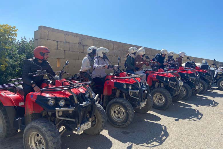 Quads prêts pour la balade