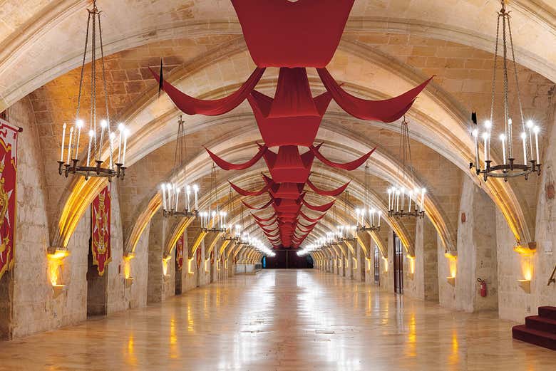Sillonnez dans les couloirs de la Sainte Infirmerie