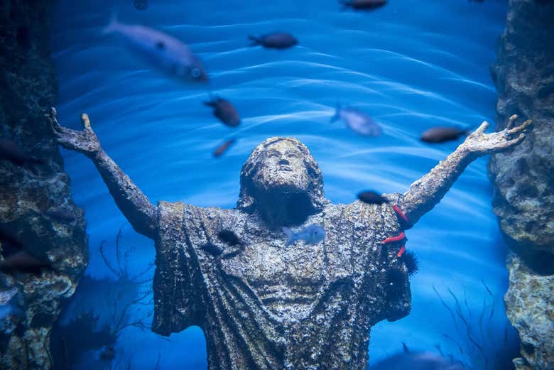 Statue de Saint-Paul à l'Aquarium national de Malte